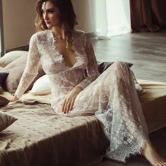 LAST 1 Large! NEW White Lace V Neck Floor Length Dress Maxi Dress - Picture 2 of 14